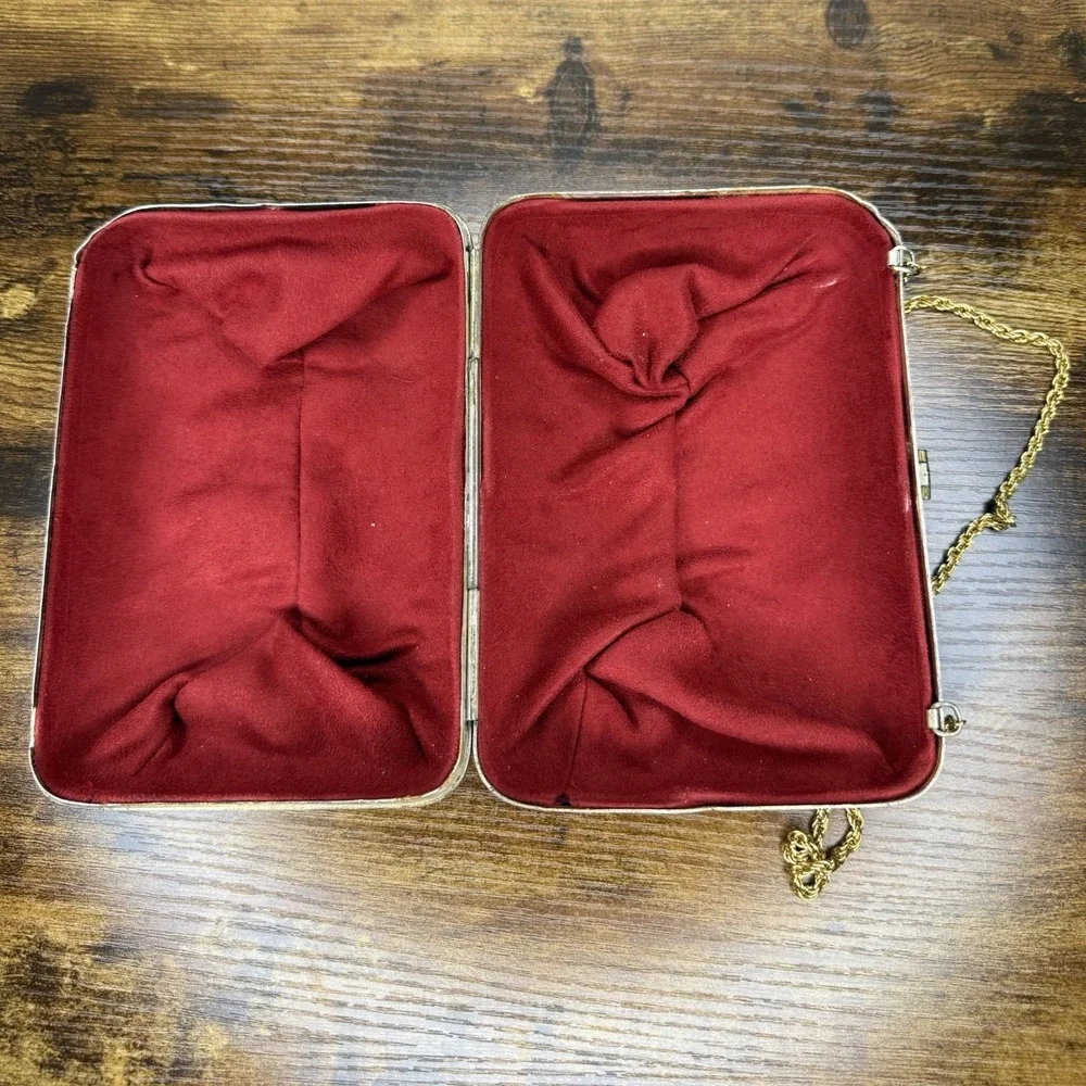 Vintage Silver Tone Floral Metal Clutch Purse Gold Chain Red Velvet Lined
